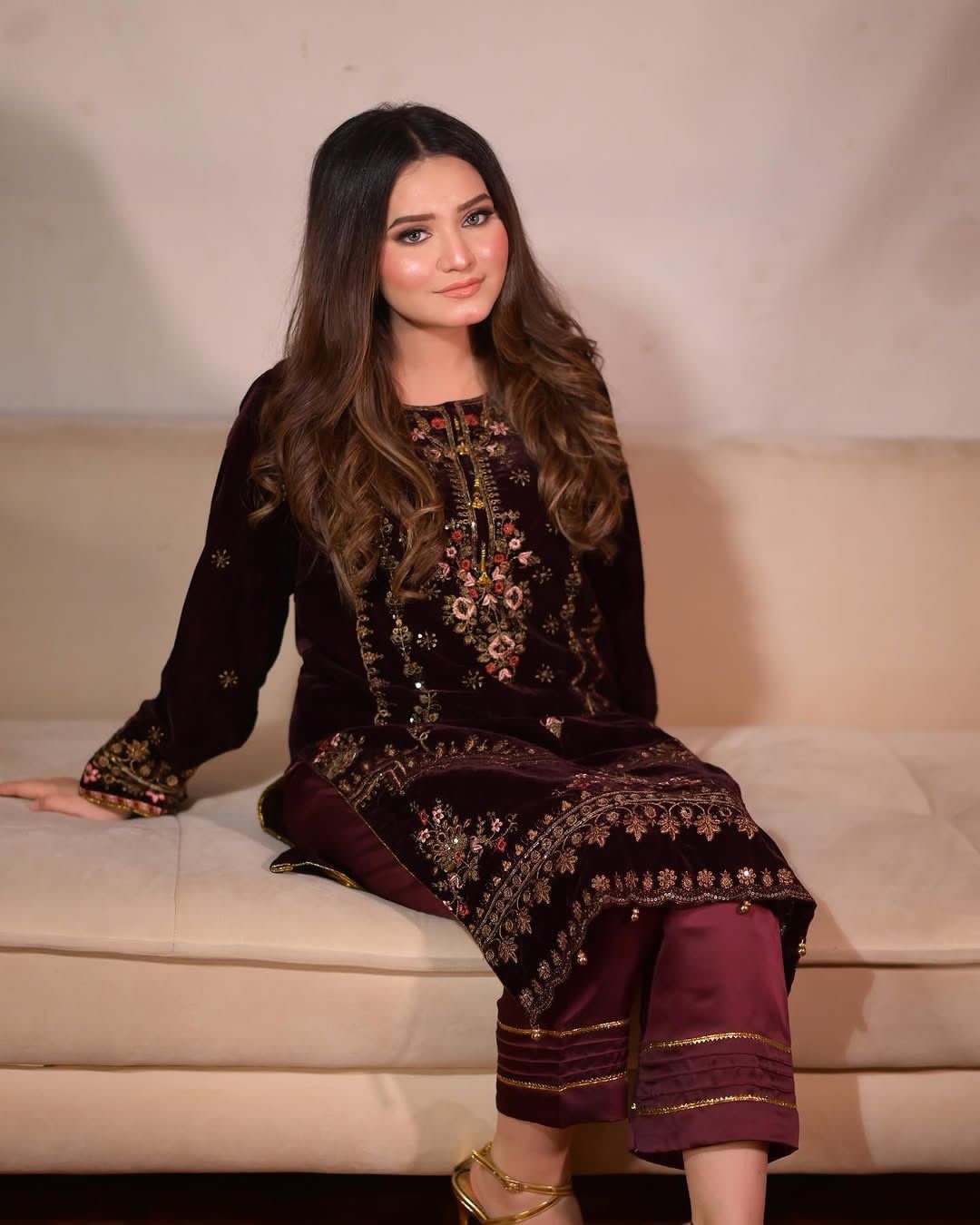 Embroidery work velvet suit