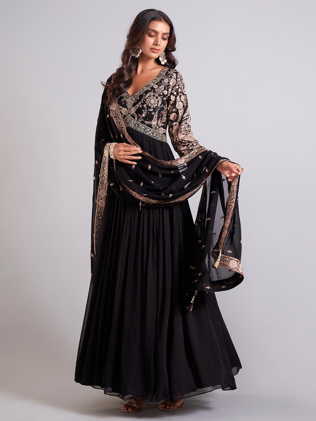 Alia cut black gown designerstore99.online Alia cut black gown designerstore99.online