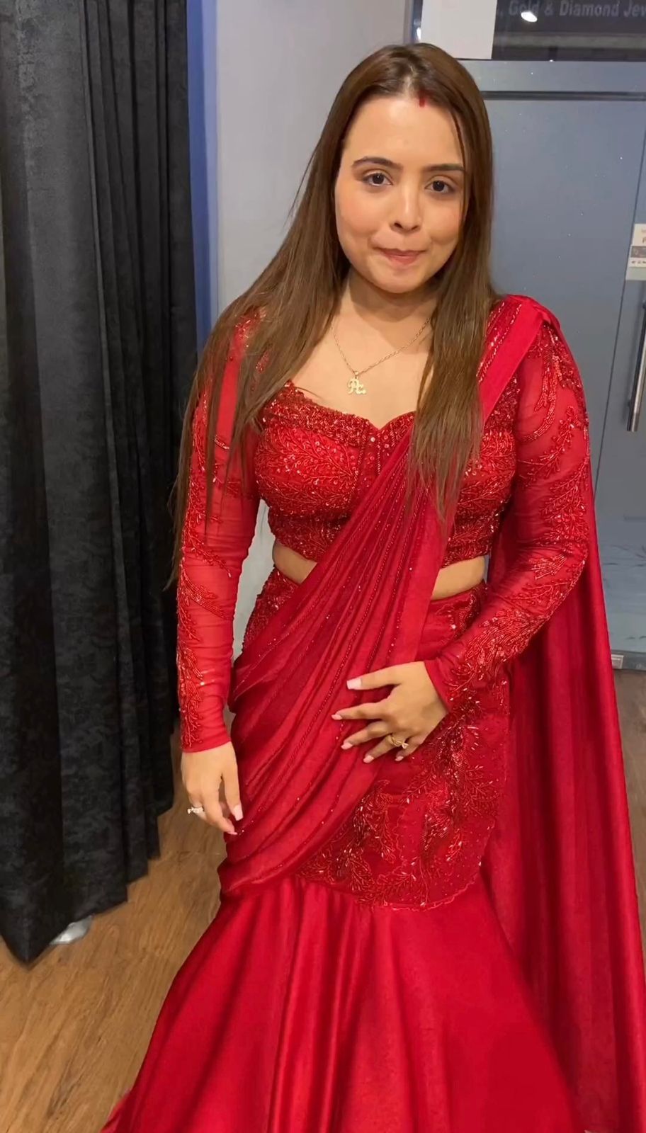 Sizzling hot saree