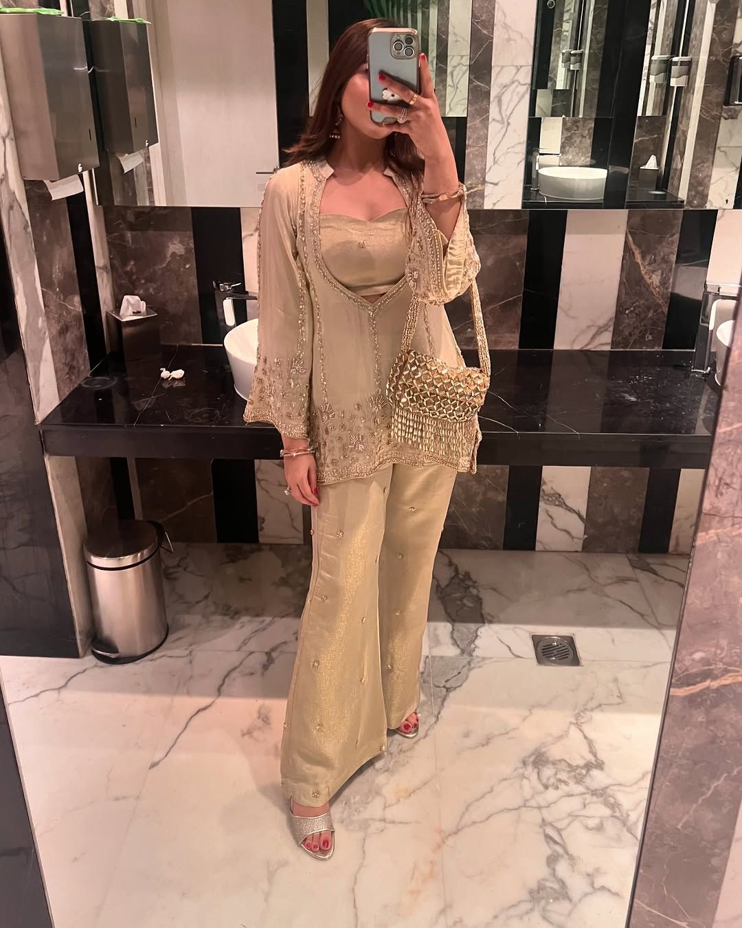 Yankita kapoor golden ethnic cord set