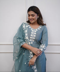 Roman silk summer special
