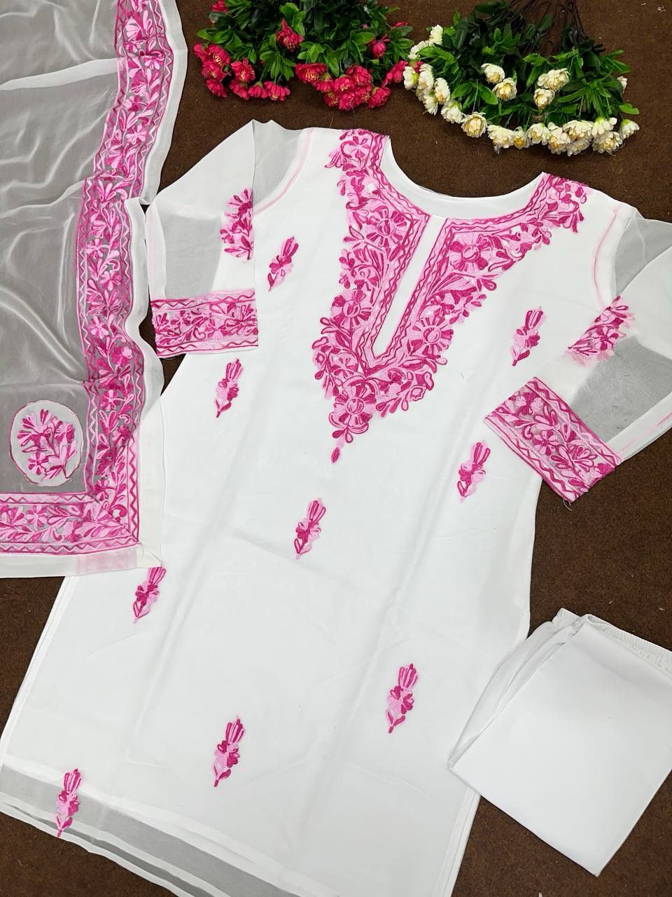 Kashmiri suit