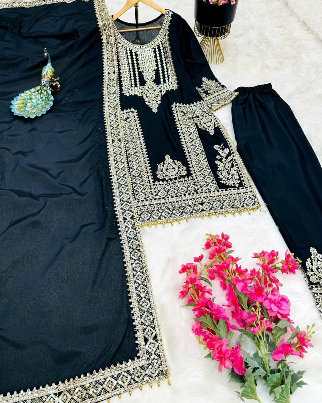 Partywear Pakistani Suit Set