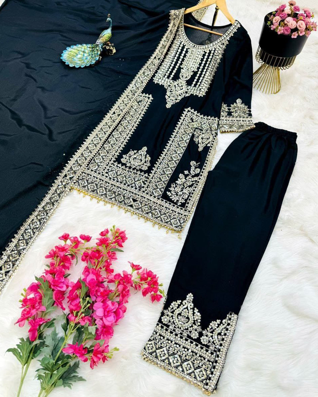 Partywear Pakistani Suit Set