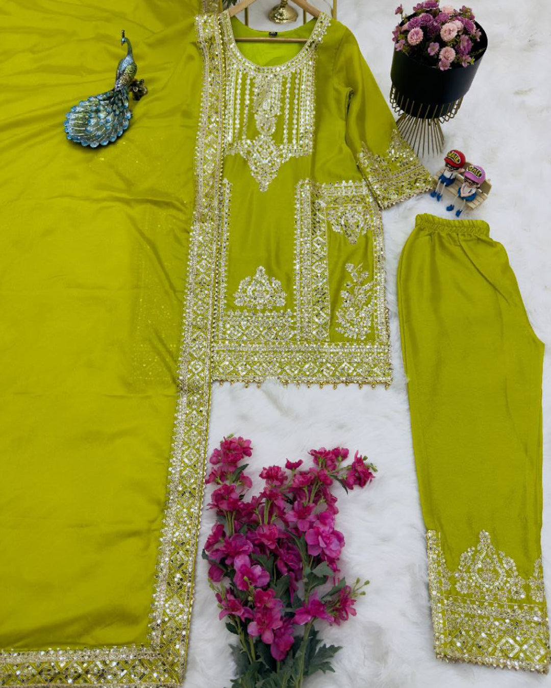 Partywear Pakistani Suit Set